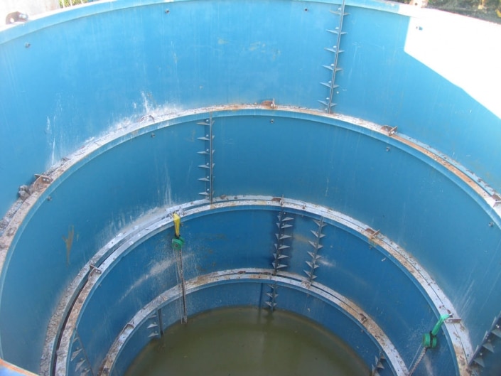 TUNNELLING EQUIPMENT Vertical Shaft Lining